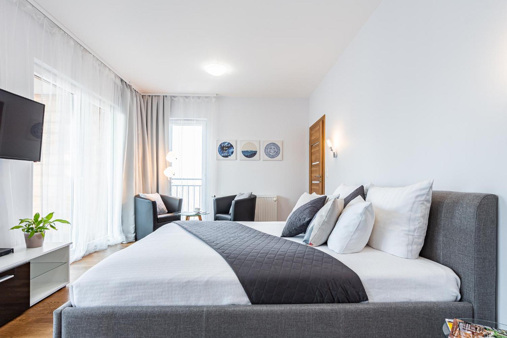 Apartamenty Tespis - Francuska Atal Park II 卡托维兹 外观 照片