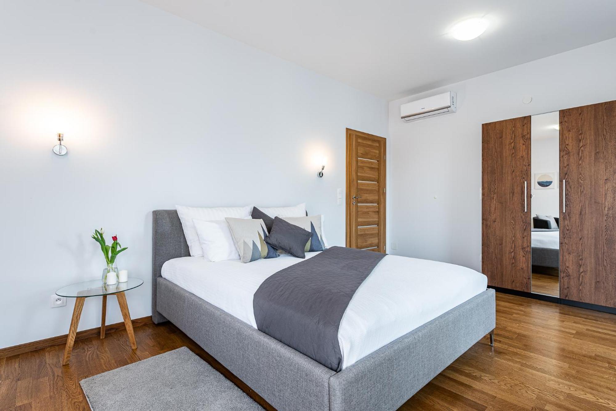 Apartamenty Tespis - Francuska Atal Park II 卡托维兹 外观 照片